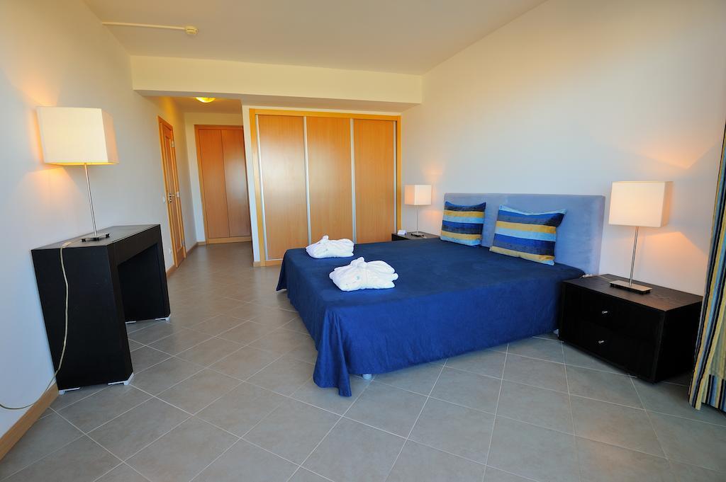 Oceano Atlantico Apartamentos Turisticos Портіман Номер фото